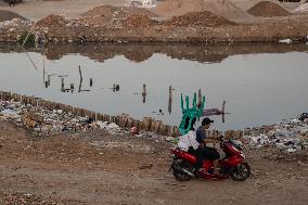 Daily Life In Indonesia