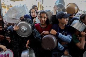 Food Supplies Dwindling Warns UN - Gaza