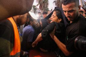 Palestinian Journalist Injured By Israeli Fire - Gaza