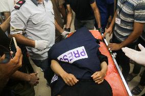 Palestinian Journalist Injured By Israeli Fire - Gaza