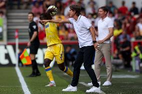 Brentford FC v Crystal Palace FC - Premier League