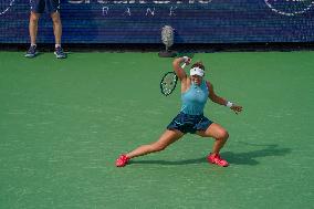 Cincinnati Open: Women's Semifinal Badosa Vs. Pegula