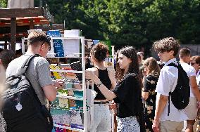 Book swapping in Lviv