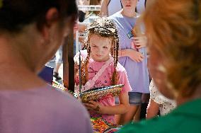 Book swapping in Lviv