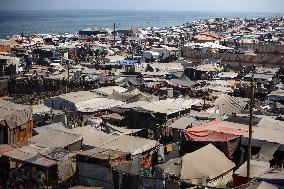 Displaced Palestinians Fleeing Their Houses