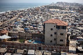 Displaced Palestinians Fleeing Their Houses