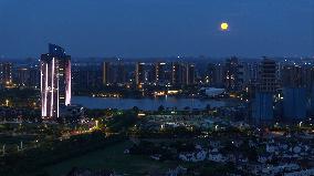 Supermoon in Suzhou