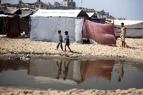 Daily Life In Gaza