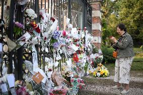 Fans Gather At Alain Delon's Residence In Douchy Where He Died On Sunday