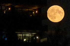 Super Blue Moon In The Netherlands