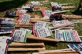 Thousands Protest Near Democratic Convention - Chicago