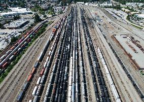 Canada-Wide Freight Rail Stoppage Looms