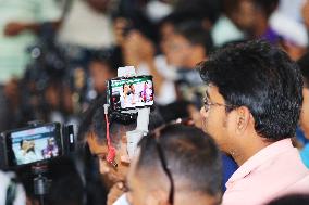 Mobile Journalism In Bangladesh