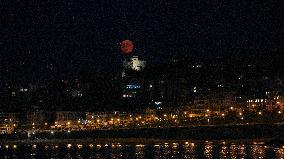 Blu Supermoon In San Sebastian, Spain