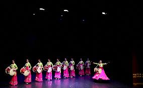 China Dancers Perform In London