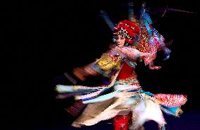 China Dancers Perform In London