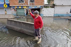 Floods In Chalco Affect Families Come Mexico