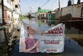 Floods In Chalco Affect Families Come Mexico