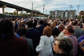 Attendees Enter DNC In Chicago