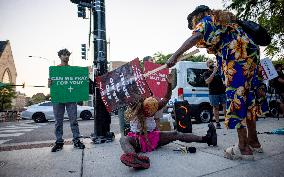 Protesters March Outside DNC in Chicago Against Gaza War