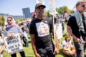 Protesters March Outside DNC in Chicago Against Gaza War