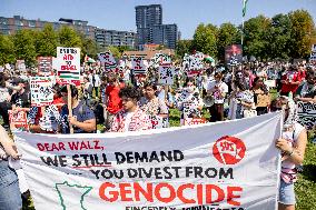 Protesters March Outside DNC in Chicago Against Gaza War