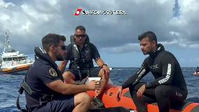 Third Day Of Search For The Six Missing After A Yacht Sank - Italy