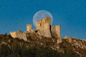 Sturgeon Full Moon Over Abruzzo, Italy