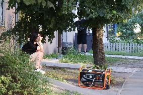 Generators in Kyiv streets