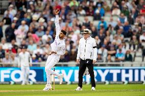 England v Sri Lanka - 1st Test Match: Day One