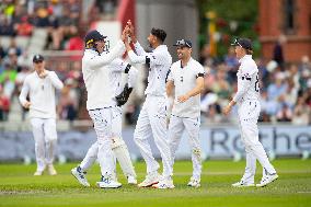 England v Sri Lanka - 1st Test Match: Day One