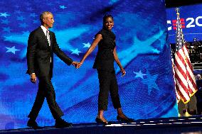 Barack Obama and Michelle at DNC - Chicago