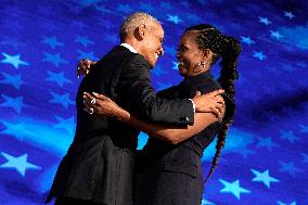 Barack Obama and Michelle at DNC - Chicago