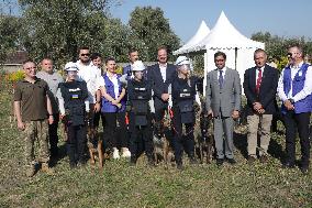 Launch of humanitarian demining project involving women canine handlers in Ukraine