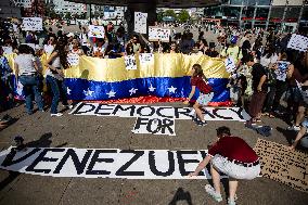 Protest Against Nicolas Maduro And For Democracy In Venezuela in Berlin