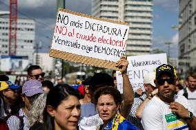 Protest Against Nicolas Maduro And For Democracy In Venezuela in Berlin