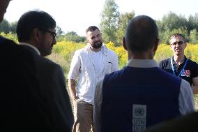 Launch of humanitarian demining project involving women canine handlers in Ukraine