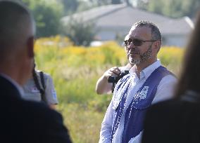 Launch of humanitarian demining project involving women canine handlers in Ukraine