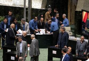 Iran-Parliament-Voting