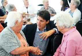 Trudeau Visits A Seniors Residence - Quebec