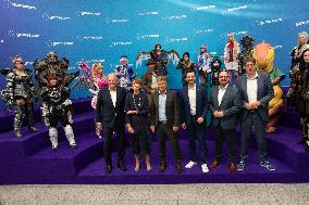 Politicians Visit Gamescom