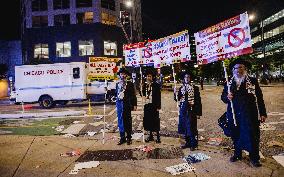 Pro-Palestine Protest In Front Of Israeli Consulate, Chicago