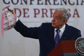 Andres Manuel Lopez Obrador Briefing - Mexico City