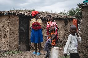 Maasai Village Open To Tourists - Kenya