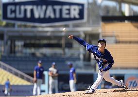 Baseball: Los Angeles Dodgers pitcher Yamamoto