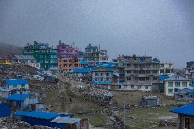 Kyanjin Gompa Village At The Himalayas Mountains