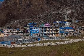 Kyanjin Gompa Village At The Himalayas Mountains