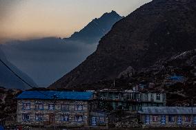 Kyanjin Gompa Village At The Himalayas Mountains