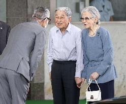 Ex-Japan emperor, empress in Karuizawa for retreat