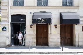 Entrance of L'Arc night club - Paris